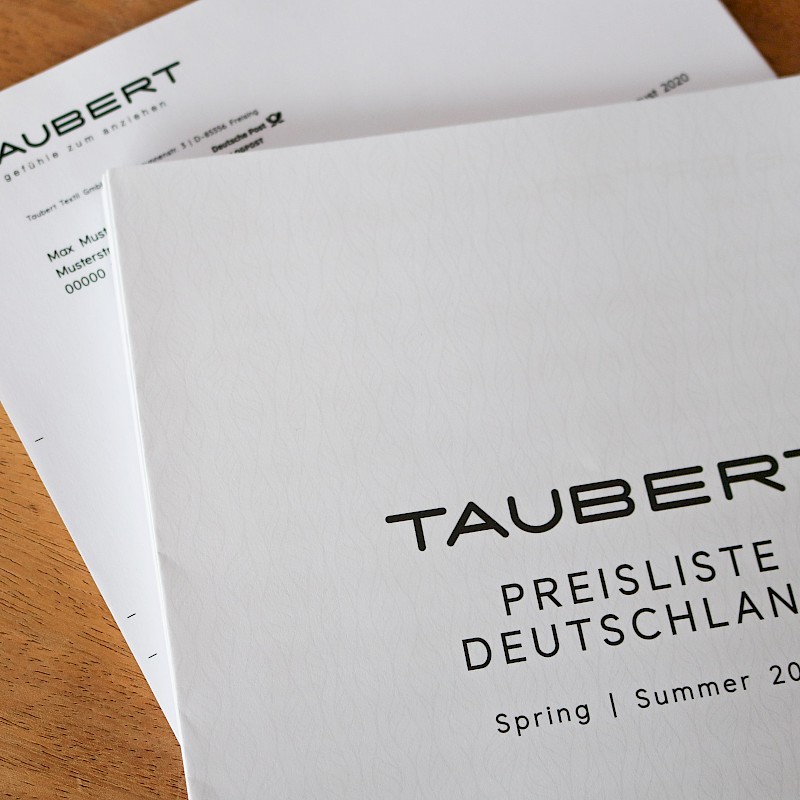 Taubert Preisliste Deutschland Spring/Summer 2021 auf einem Tisch