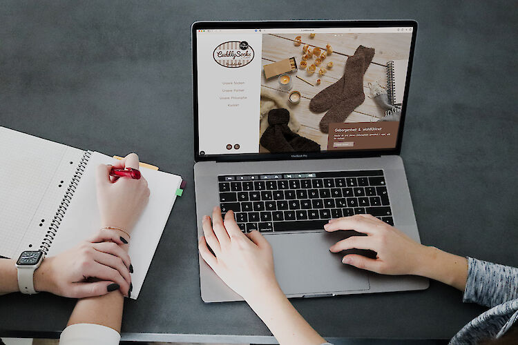 Cuddly Socks by Taubert